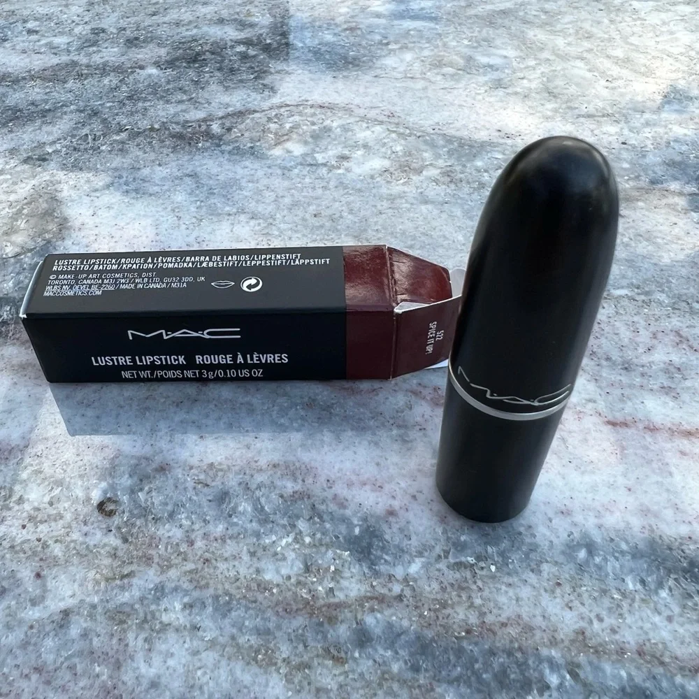 MAC LIPSTICK NIB